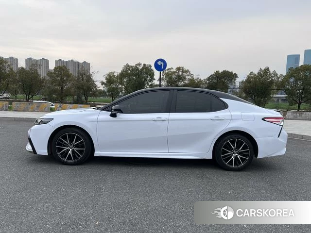 Toyota Camry id 4278401 из Китая 9