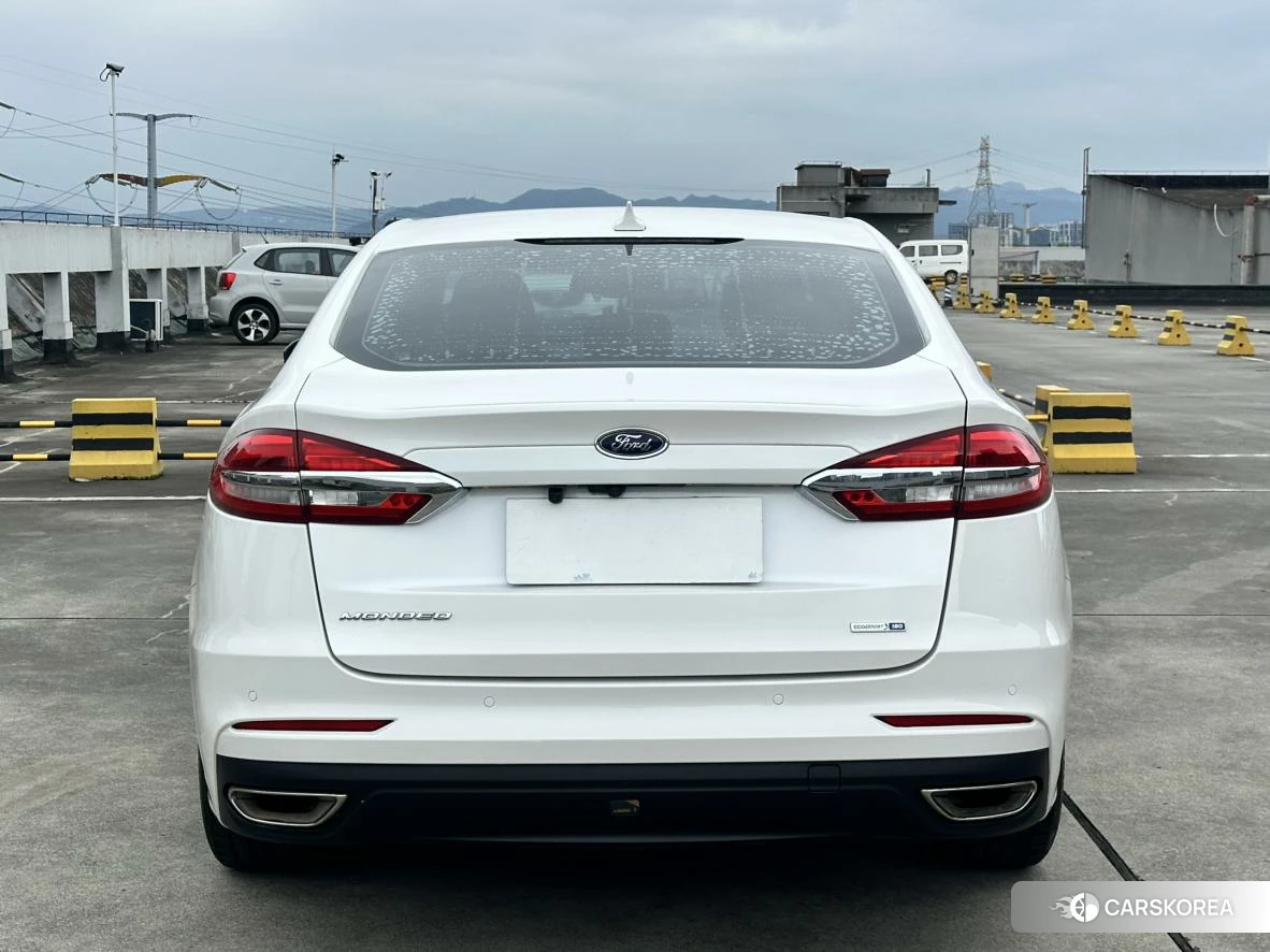 Ford Mondeo id 4407622 из Китая 9