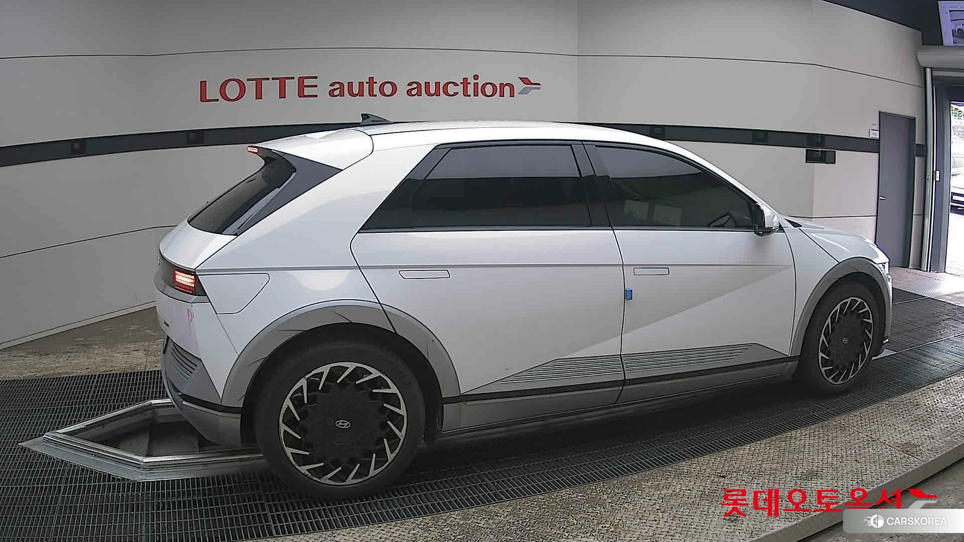 Hyundai IONIQ 5 id 3875828 из Кореи 9