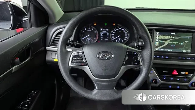 Hyundai Avante AD id 3009499 из Кореи 9