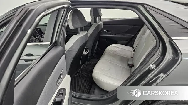 Hyundai Avante (CN7) id 3139088 из Кореи 9