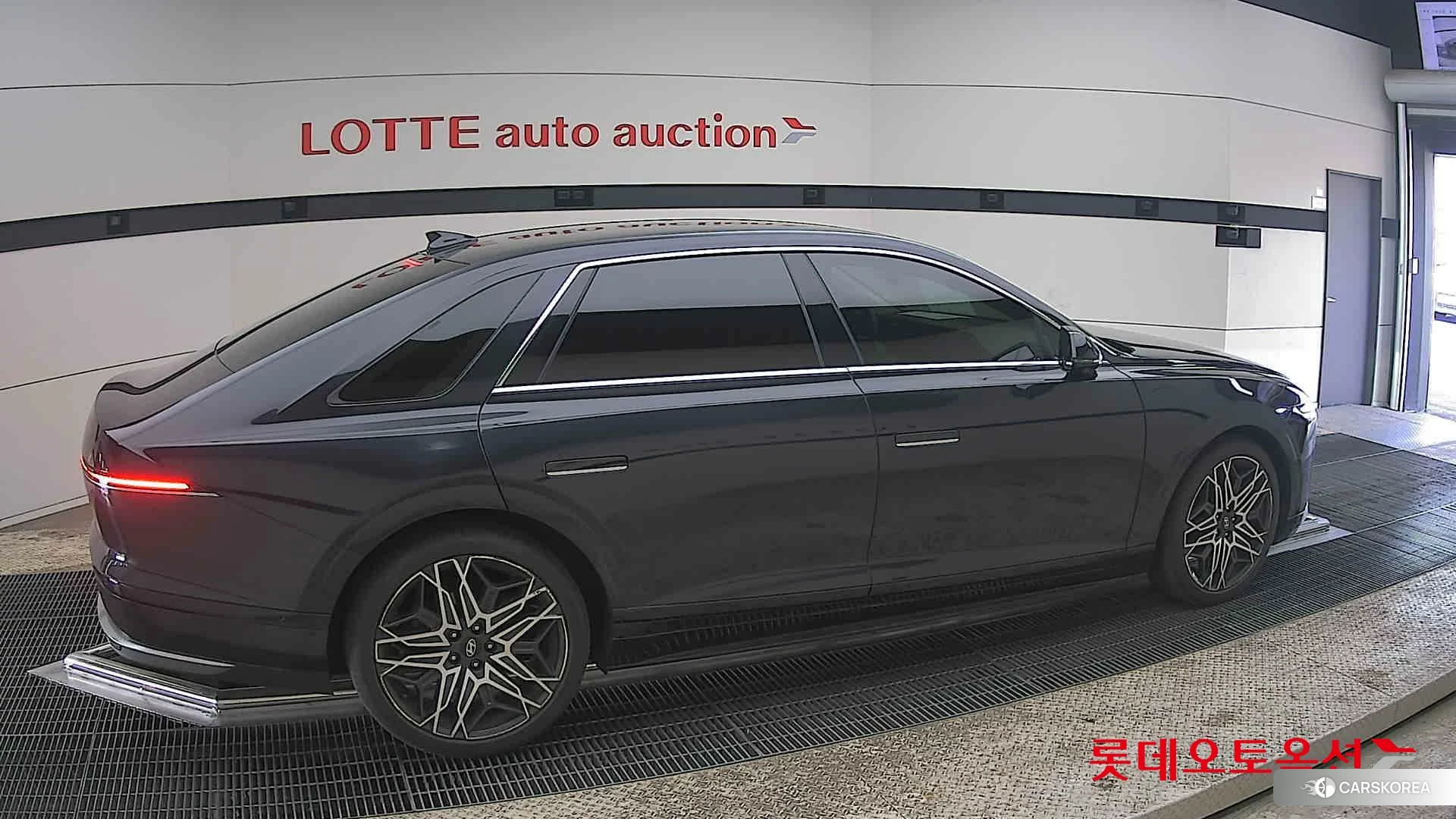 Hyundai Grandeur Hybrid id 3882106 из Кореи 9