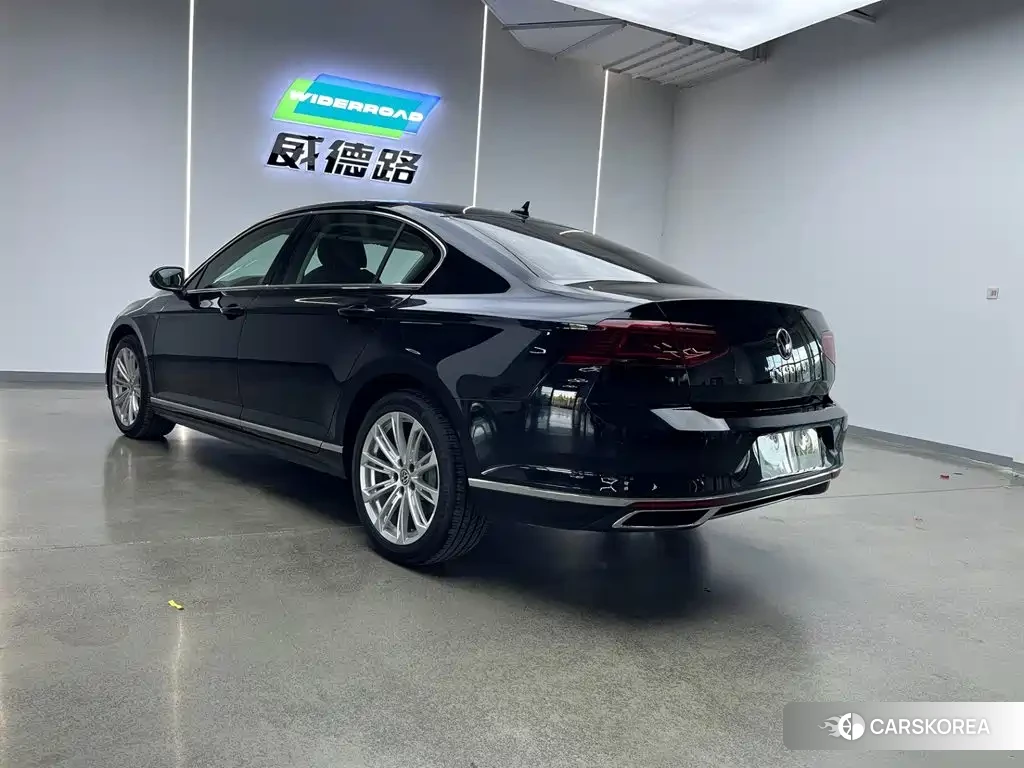 Volkswagen Magotan id 4680442 из Китая 9