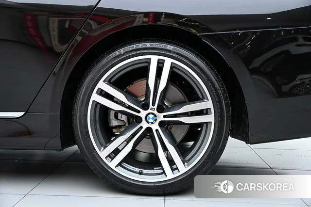 BMW 7 series id 4210192 из Китая 9
