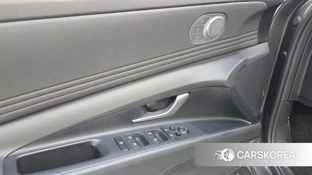 Hyundai Avante Hybrid (CN7) id 3752510 из Кореи 9