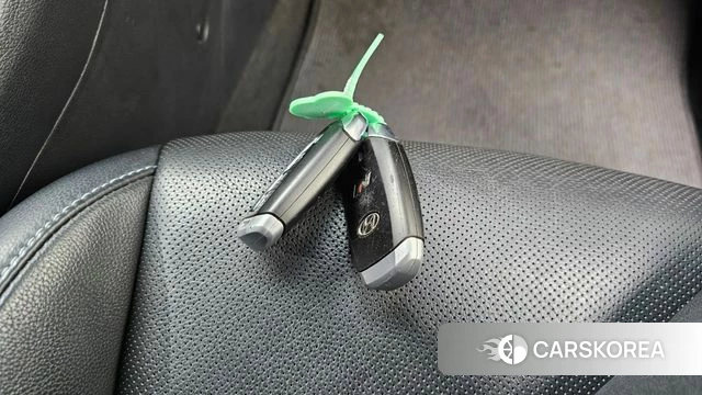 Hyundai Veloster (JS) id 4390458 из Кореи 9