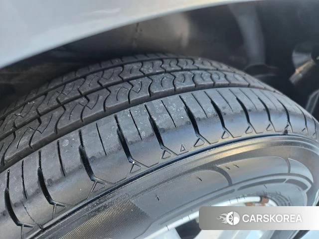 Hyundai The New Grand Starex id 4895476 из Кореи 9