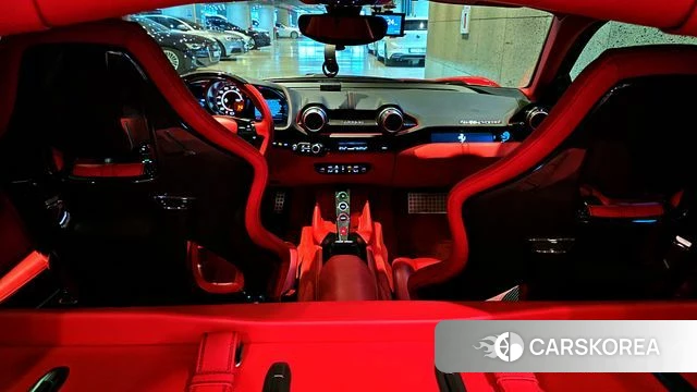 Ferrari 812 Superfast id 4770172 из Кореи 9