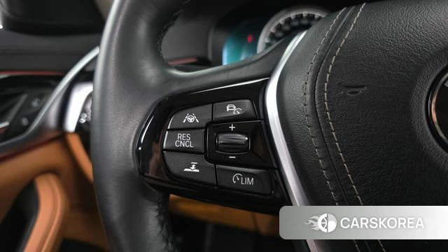 BMW 5 Series (G30) id 4944216 из Кореи 9