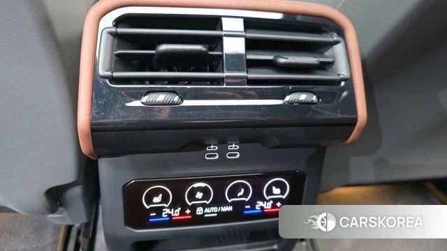 BMW 5 Series (G60) id 4360235 из Кореи 9