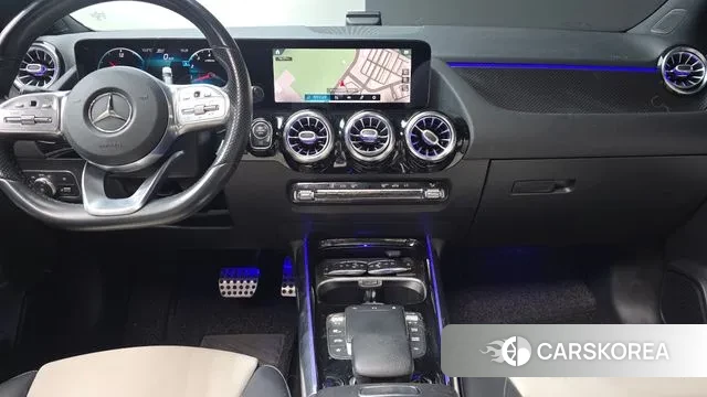 Mercedes-Benz GLA - Class H247 id 3514203 из Кореи 9