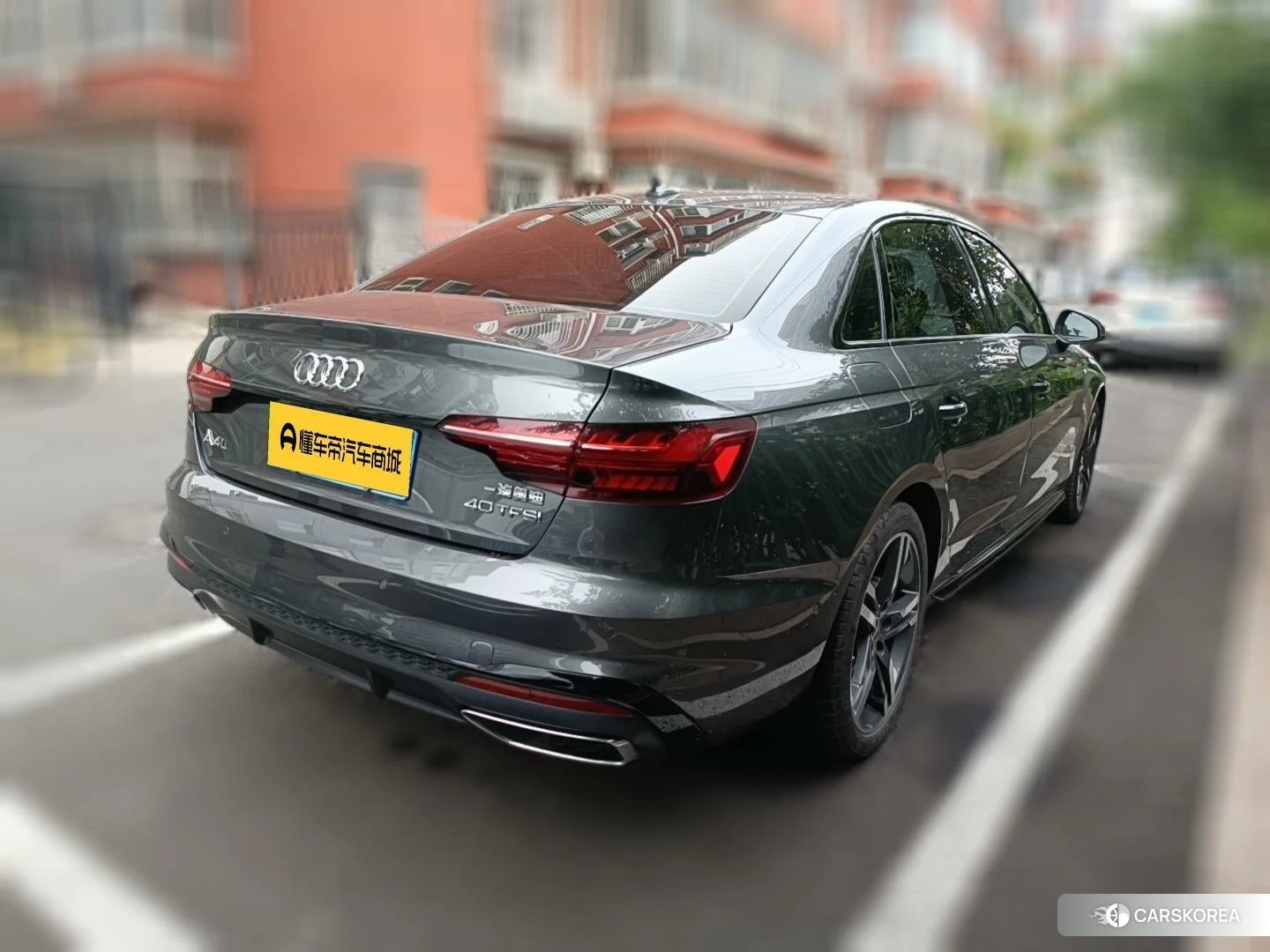 Audi A4L id 4473782 из Китая 9