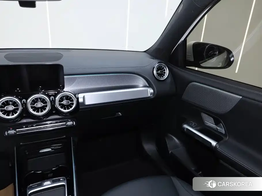 Mercedes-Benz GLB id 4680463 из Китая 9