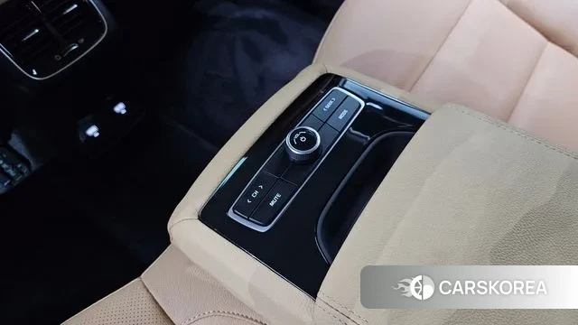 Kia K7 Premier id 3182221 из Кореи 9