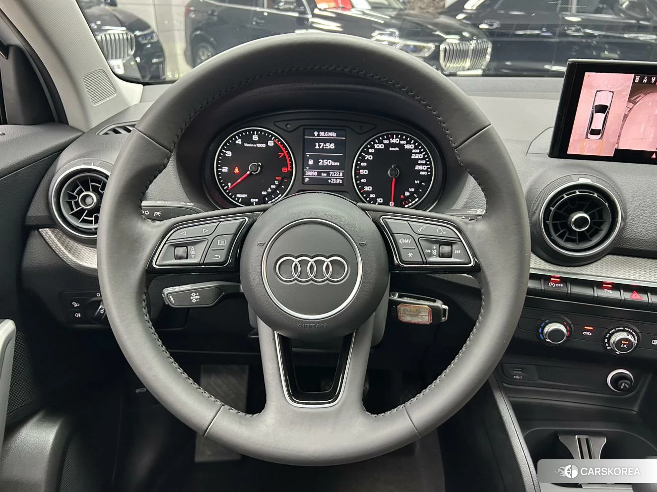 Audi Q2L id 4513545 из Китая 9