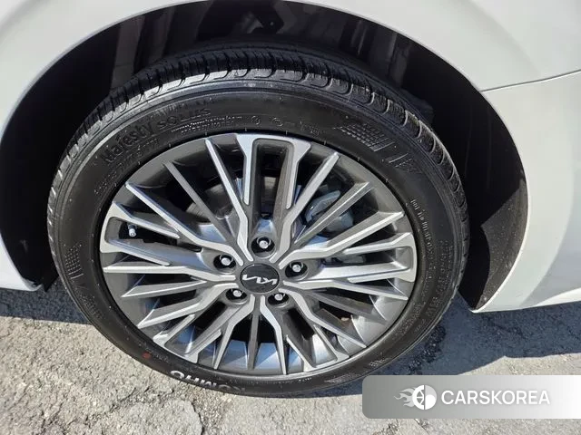 Kia The New K3 2nd generation id 3756956 из Кореи 9