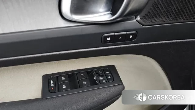 Volvo XC40 id 3393700 из Кореи 9