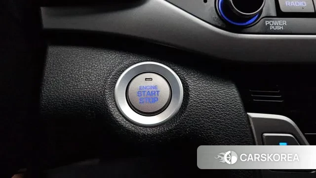 Hyundai Avante AD id 3563387 из Кореи 9