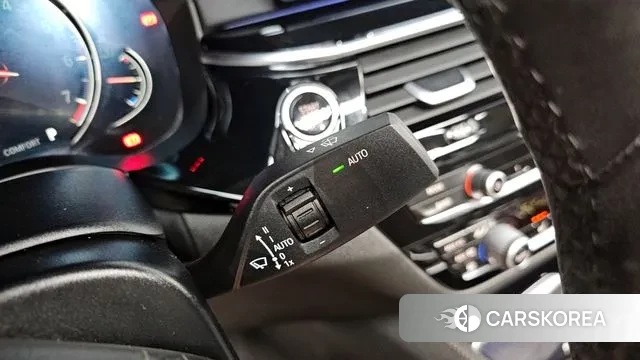 BMW 5 Series (G30) id 3101953 из Кореи 9