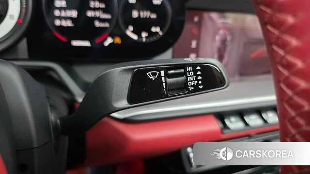 Porsche 911(992) id 4700860 из Кореи 9