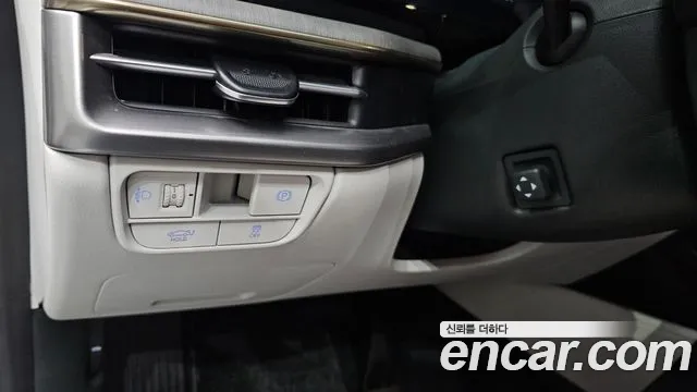 Hyundai Grandeur (GN7) id 2698092 из Кореи 9