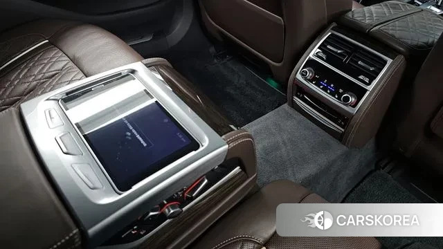 BMW 7 Series (G11) id 3396497 из Кореи 9