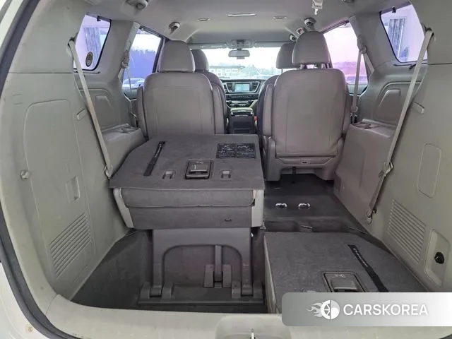 Kia All New Carnival id 3460340 из Кореи 9