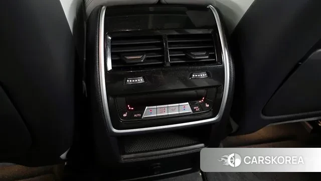 BMW X6M (G06) id 3740990 из Кореи 9