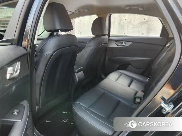 Kia Come New K3 id 3656772 из Кореи 9