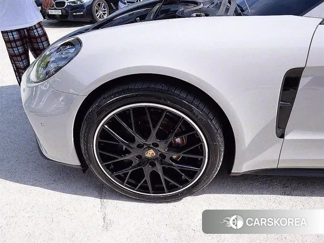 Porsche Panamera (971) id 3098117 из Кореи 9
