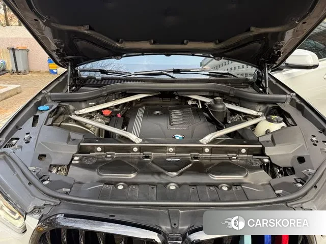 BMW X6 (G06) id 3479172 из Кореи 9