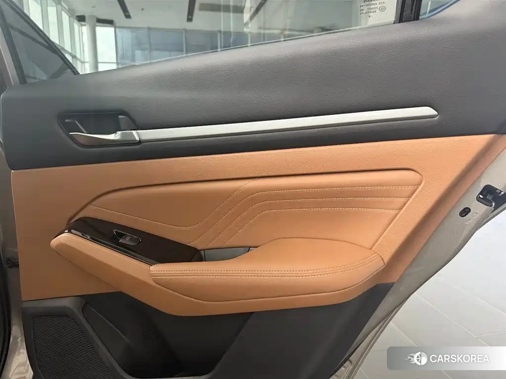 Nissan Altima id 4545991 из Китая 9
