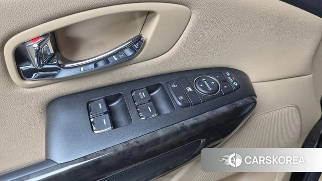 Kia The New Carnival id 4285305 из Кореи 9