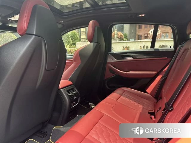BMW X4 M id 4290926 из Китая 9