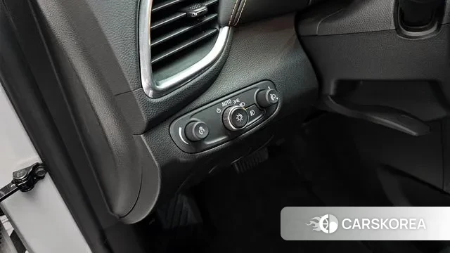 Chevrolet (GM Daewoo) The New Trax id 3407636 из Кореи 9