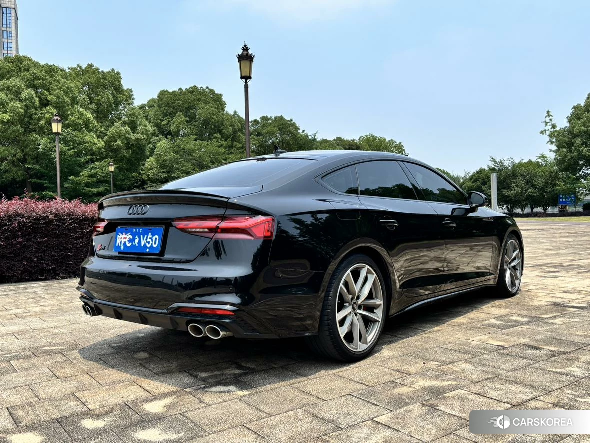 Audi S5 id 4515041 из Китая 9