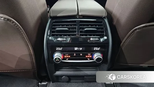 BMW 5 Series (G30) id 3508826 из Кореи 9