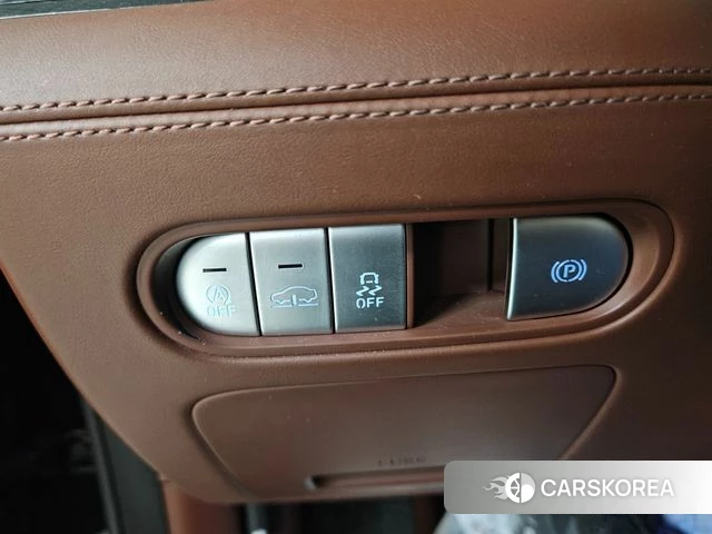 Genesis G90 (RS4) id 4202082 из Кореи 9