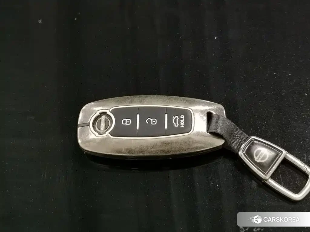 Nissan Altima id 4644491 из Китая 9