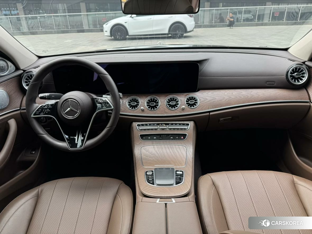 Mercedes-Benz E-class id 4455665 из Китая 9