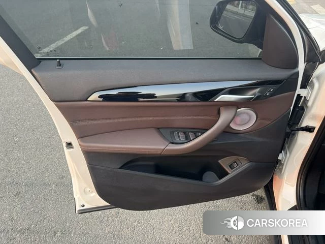 BMW X1 id 3882297 из Китая 9