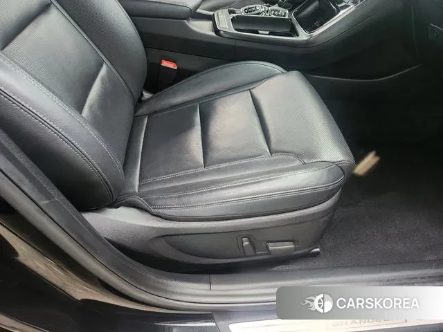 Hyundai Grandeur IG id 3362724 из Кореи 9