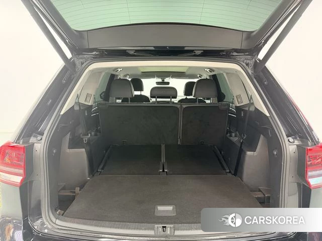 Volkswagen Tourang id 4298074 из Китая 9