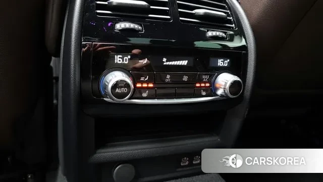 BMW 5 Series (G30) id 3042681 из Кореи 9