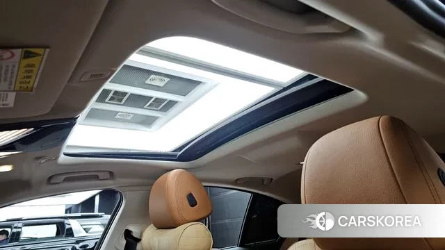 BMW 5 Series (G30) id 3582850 из Кореи 9