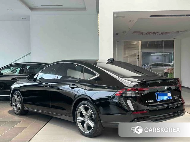 Honda Accord id 4276954 из Китая 9