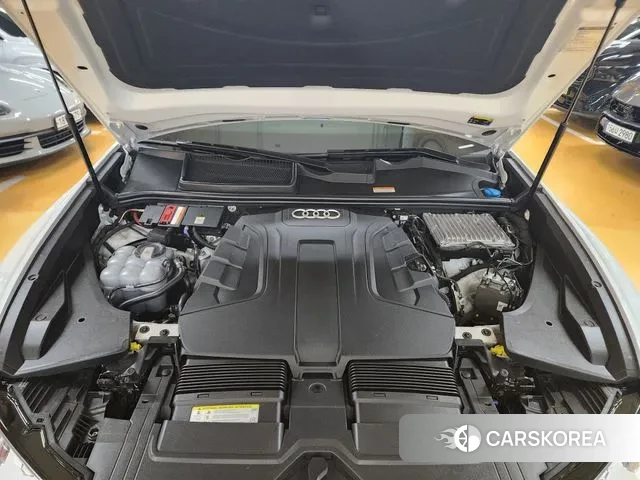 Audi Q8 (4M) id 2997402 из Кореи 9