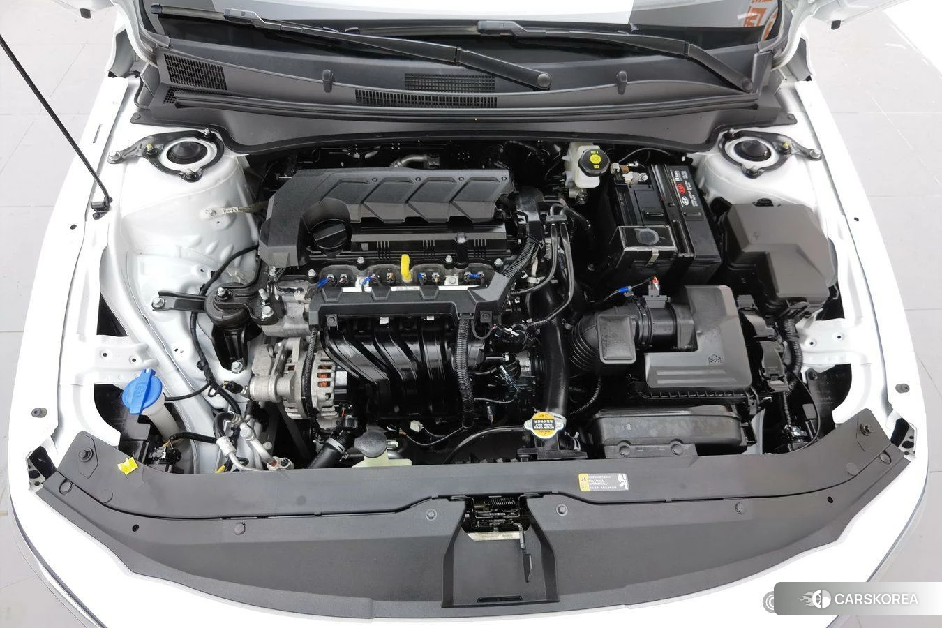 Hyundai Elantra id 4461903 из Китая 9