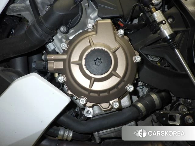 BMW S1000R id 3946193 из Японии 9