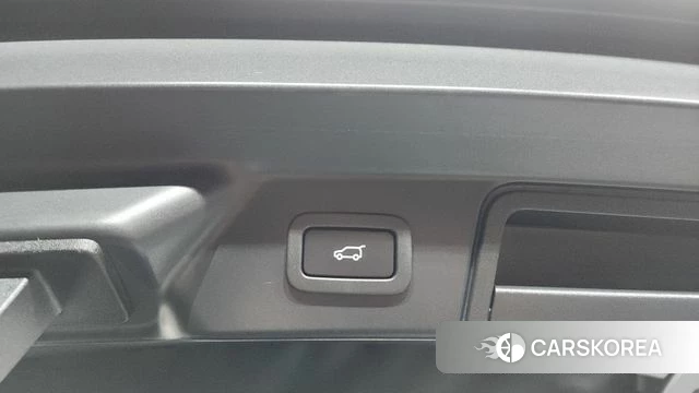 Land Rover Range Rover Velar id 4446024 из Кореи 9